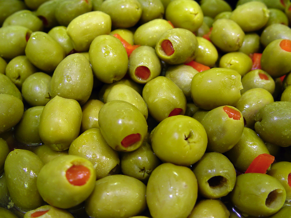 Aceitunas Verdes con Carozo sin Carozo